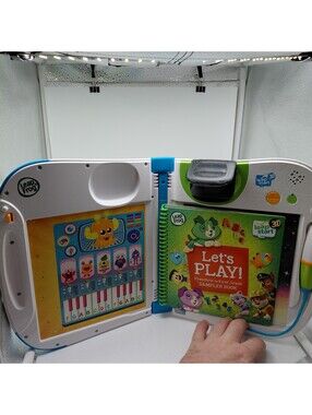 LeapFrog LeapStart 3D Interactive Learning System w/ 4 Books Tested Works